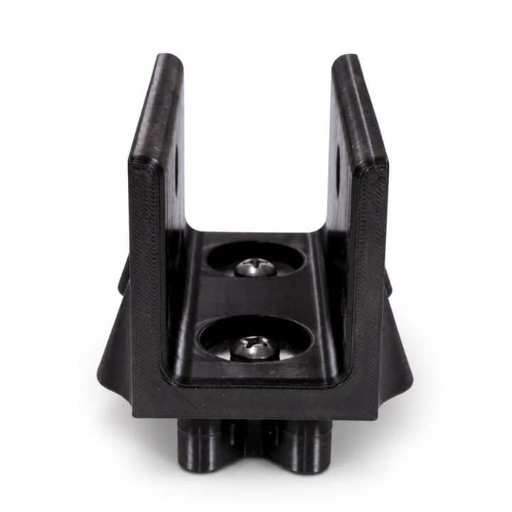 System mocowania przegrody do auta terenowego | Szekla4x4