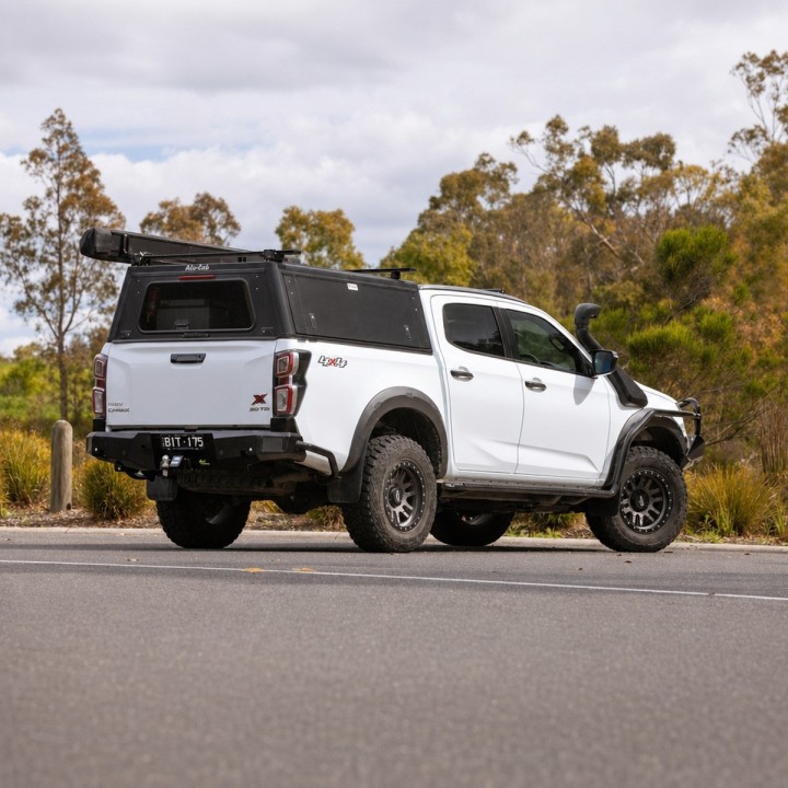 Zderzak tylny stalowy Ironman 4x4 — Isuzu D-Max od 8/2019 (RTB074) - ujęcie 3