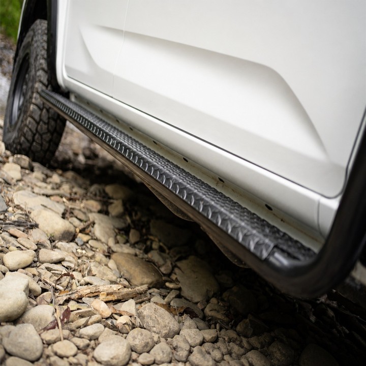 Progi stalowe Ironman 4x4 — Isuzu D-Max od 8/2019 (SS074-D) - ujęcie 4