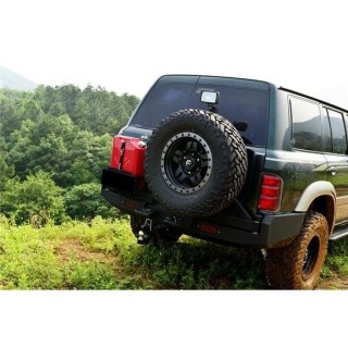 Tylny stalowy zderzak Snakeman 4WD Nissan Patrol Y61 SNBR02