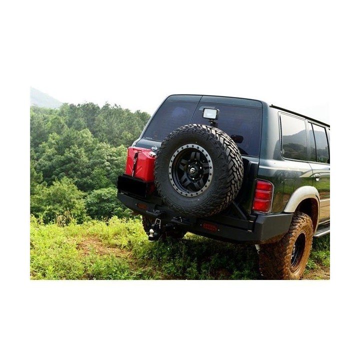 Tylny stalowy zderzak Snakeman 4WD Nissan Patrol Y61 SNBR02