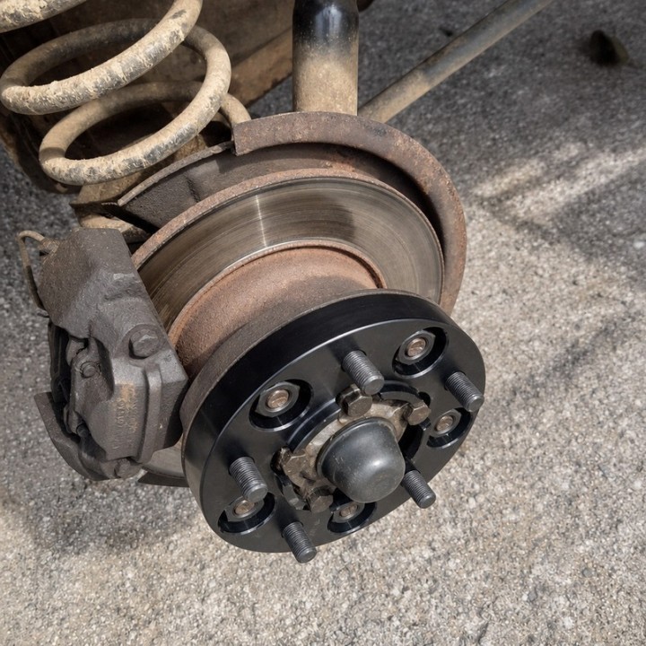 Wysokiej jakości aluminiowe dystanse do kół (cena 1 kpl.) Snakeman 4WD — Land Rover Discovery - ujęcie 2