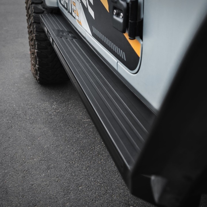 Progi OMU Genesis - Jeep Wrangler JLU 2018-2025