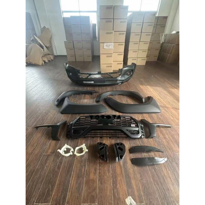 Body kit stylizacyjny na wygląd GR - Toyota Hilux Revo / Rocco - ujęcie 3