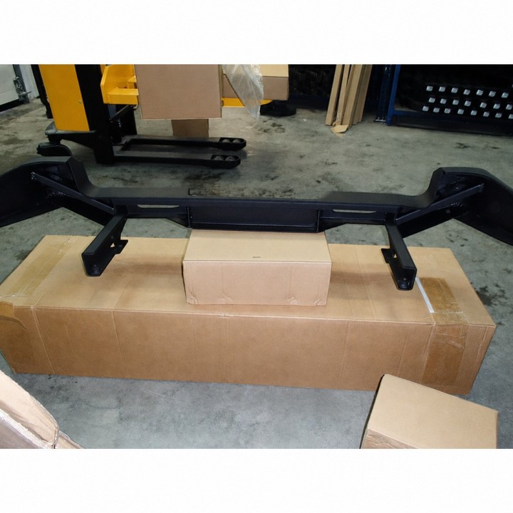 Aluminiowy tylny zderzak marki snakeman 4WD SNBR05A