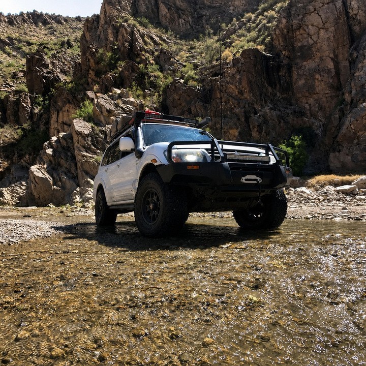 Snorkel Snakeman 4WD Mitsubishi Pajero V40 SNSV73 | Szekla