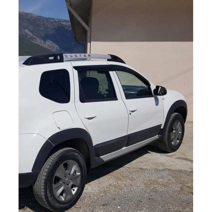 Body Kit poszerzenia nadkoli i nakładki drzwi Dacia Duster 2010-2017 - ujęcie 2