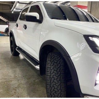Poszerzenia błotników slim Isuzu D-Max 2020+