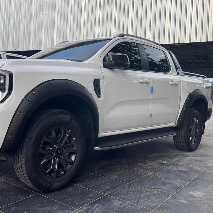 Poszerzenia błotników Ford Ranger T9 2022+ bez PDC