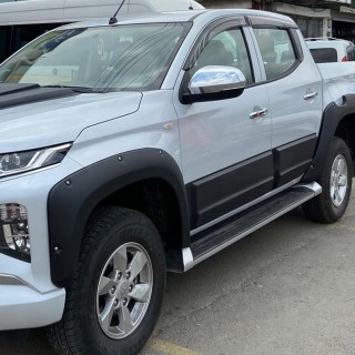 Listwy drzwi (nakładki boczne) Mitsubishi L200 / Triton 2015-2023