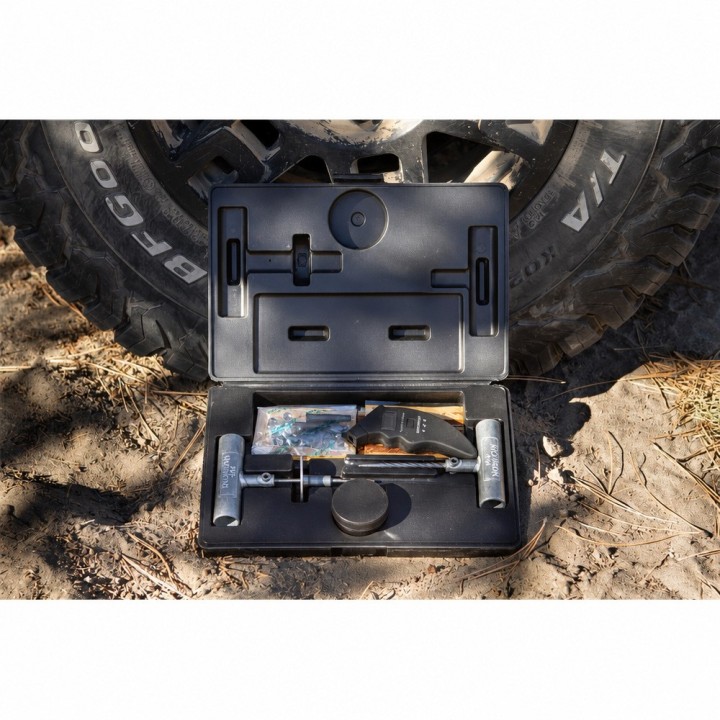 Zestaw naprawczy do przebitych opon. Ironman 4x4 ITYRE001