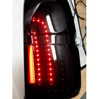 Lampy tylne LED Toyota Hilux Revo / Rocco — komplet
