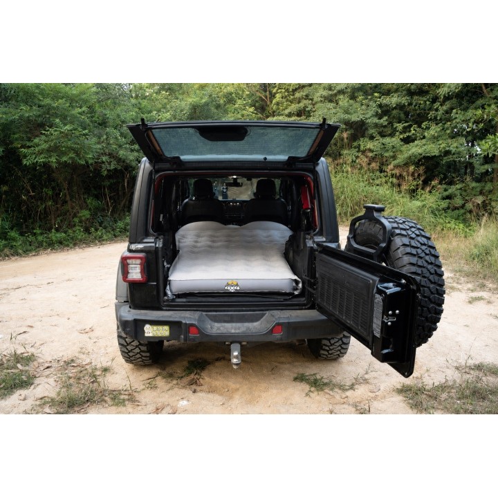 Materac samochodowy Jeep Wrangler JKU/JLU — TXCS 022