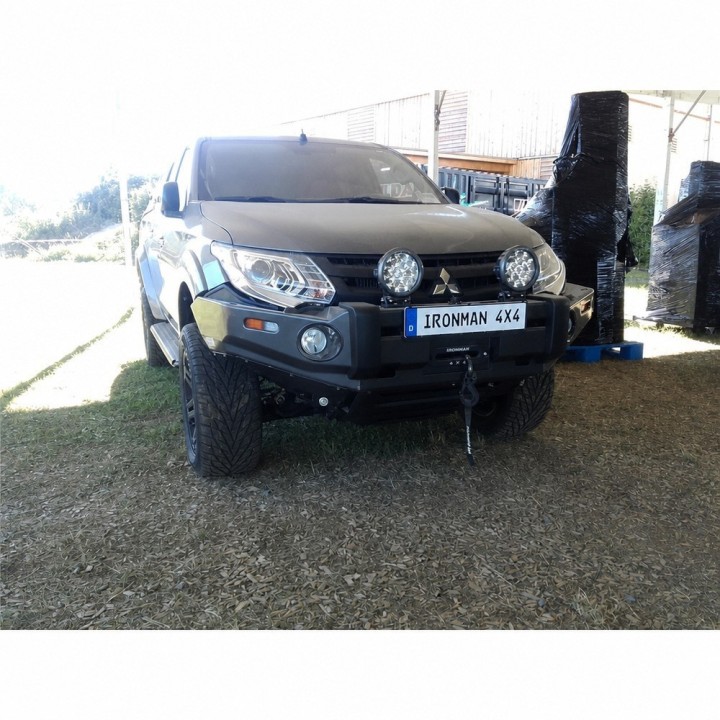Zderzak Ironman 4x4 Mitsubishi L200 Triton MQ BBT050NL