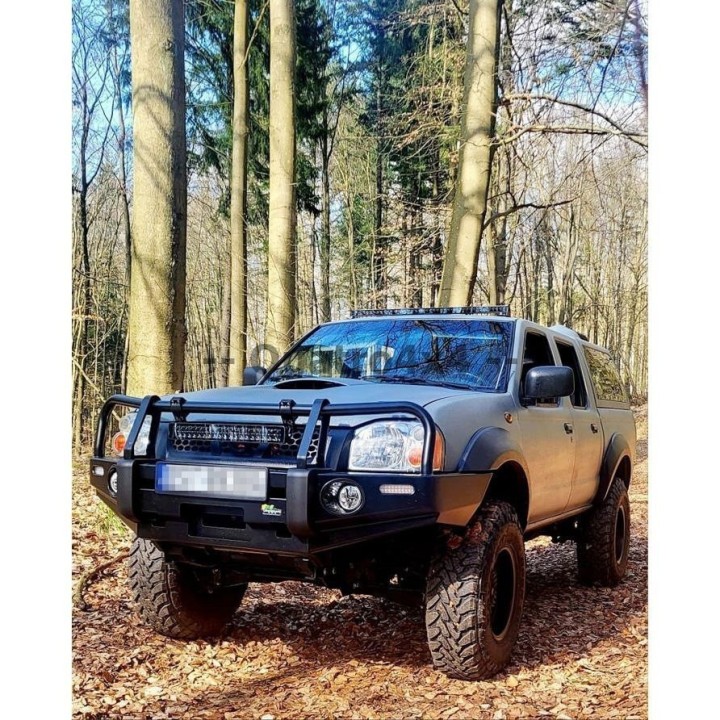 Zderzak Ironman 4x4 Nissan Navara D22/NP300 BBCD013