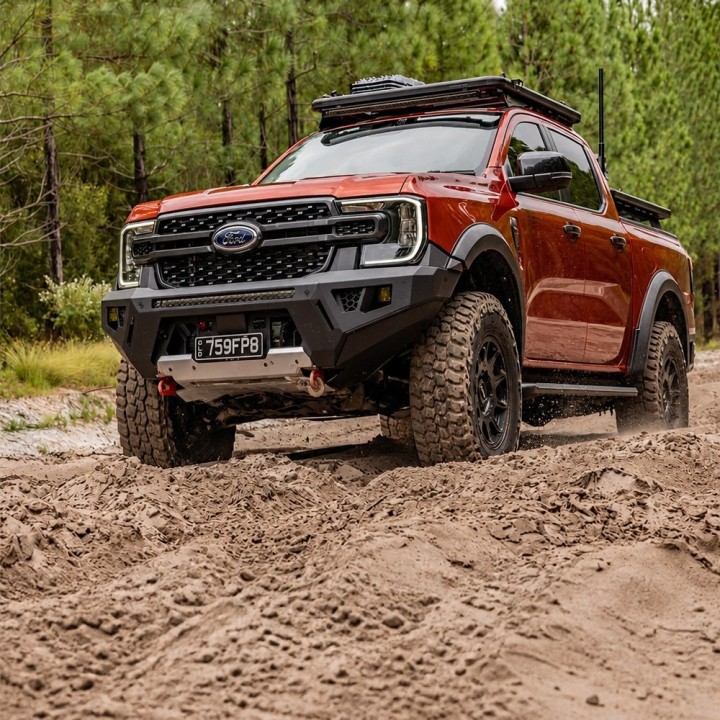 Stalowy przedni zderzak - RAID BAR ironman 4x4 BBR110