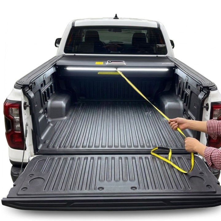 Roleta aluminiowa na pakę Wild Camp Ford Ranger 2023-2026 z zamkiem - ujęcie 7