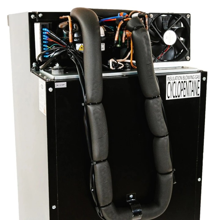 Yolco RL130M Black – lodówka do zabudowy 132 l, 12/24V