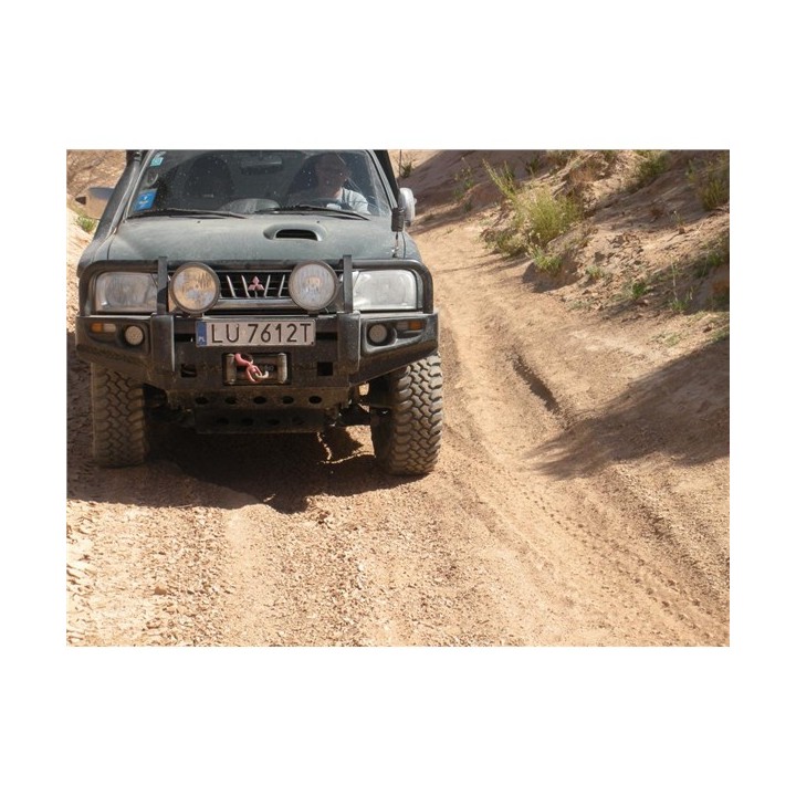 ZDERZAK BBCD016 IRONMAN 4x4 - ujęcie 2