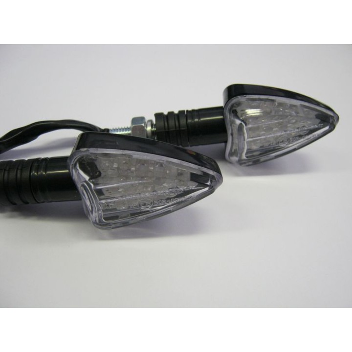 KIERUNKOWSKAZ CZARNY  HOMOLOGACJA (E8)  13 LED - zestaw 2 szt
