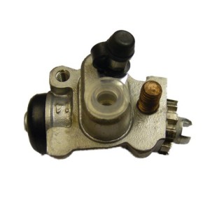 cylinderek hamulcowy przedni prawy honda TRX 350 400 450 650 45350-HN5-N01