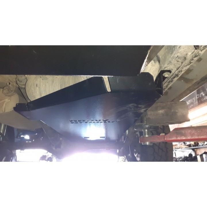 Osłona zbiornika paliwa Lexus GX 470 2002-2009