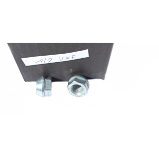 Nakrętka 1/2" UNF stożek k.19 przelotowa