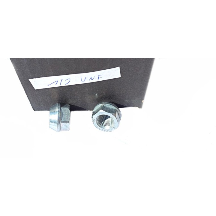 Nakrętka 1/2" UNF stożek k.19 przelotowa