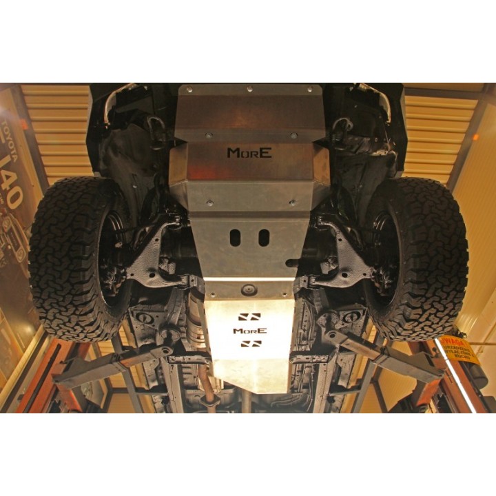 Zestaw aluminiowych osłon podwozia MorE 4x4 - Toyota Hilux Vigo 05-15 automat