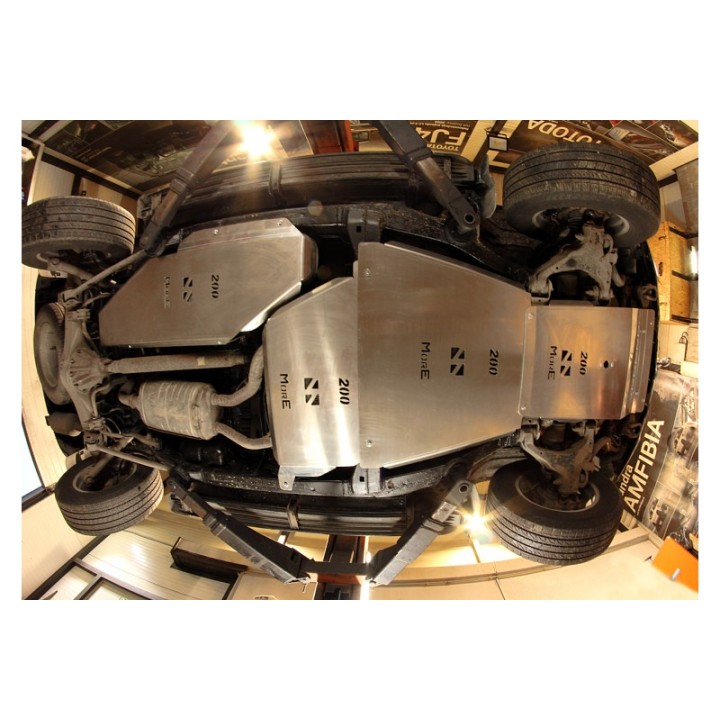 Aluminiowa osłona podwozia, silnika przednia - Toyota Land Cruiser J200 od 2007