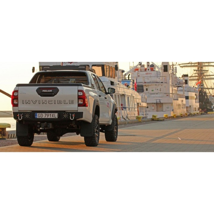 Zderzak tylny stalowy Toyota Hilux REVO - MorE 4x4