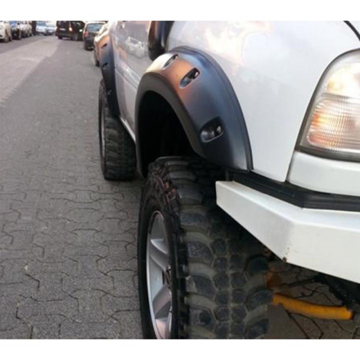 Poszerzenia nadkoli do Suzuki Grand Vitara I 3D