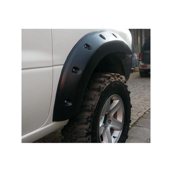 Poszerzenia nadkoli do Suzuki Grand Vitara I 3D