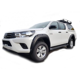 Poszerzenia błotników Toyota Hilux Revo