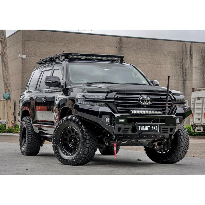 Toyota Land Cruiser 200 2016-2021 Aluminiowy zderzak 