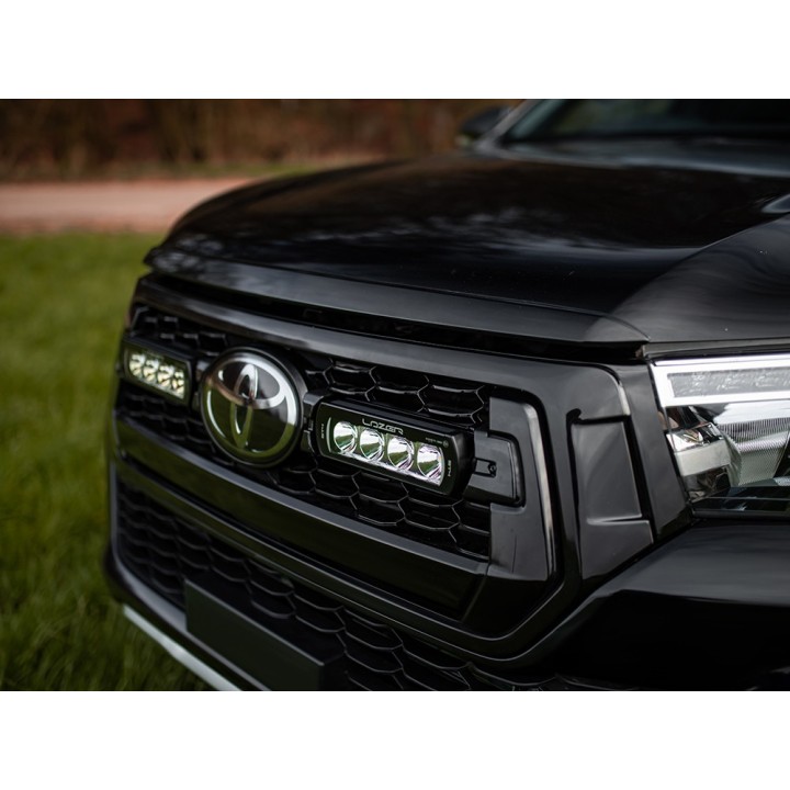 Zestaw dwóch lamp LAZER ST4 Evolution - Toyota Hilux