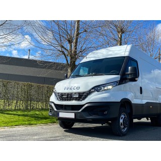 Zestaw dwóch lamp LAZER TRIPLE-R 750 (Gen2) - Iveco Daily