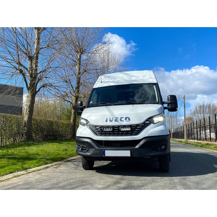 Zestaw dwóch lamp LAZER TRIPLE-R 750 Elite (Gen2) - Iveco