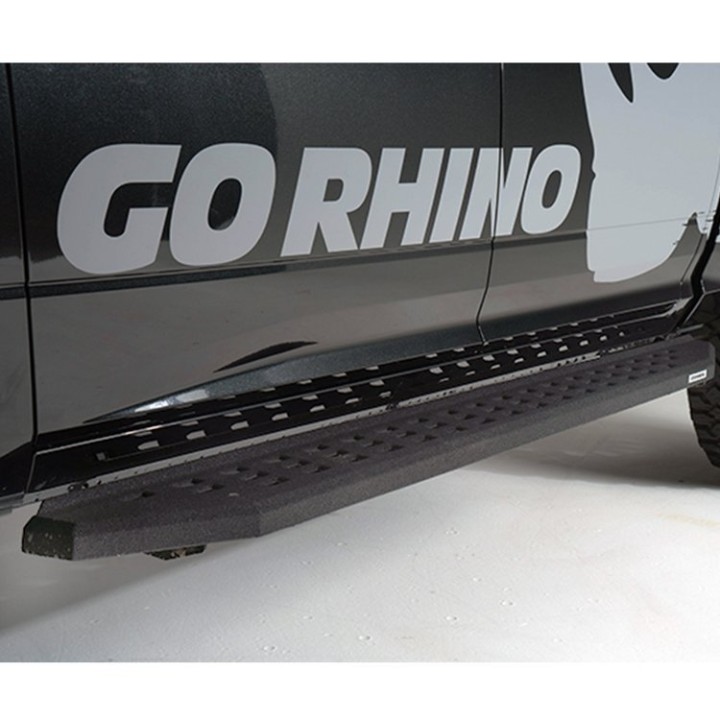 Progi boczne Bedliner Go Rhino RB20