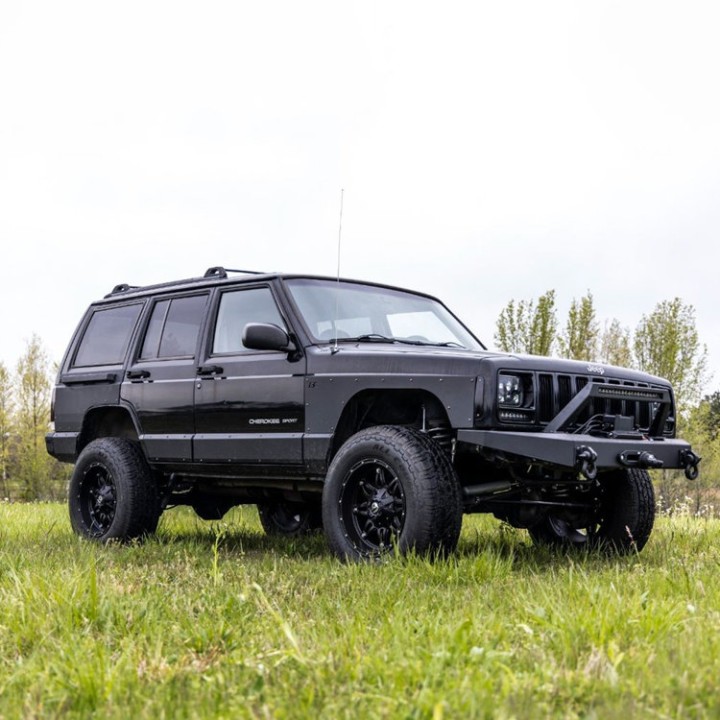 Zderzak stalowy pod wyciągarkę przód Rough Country 