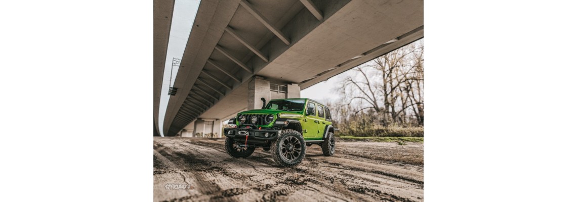 Kompleksowa modyfikacja Jeep Wrangler JL – zawieszenie MetalCloak, amortyzatory Öhlins i akcesoria off-road