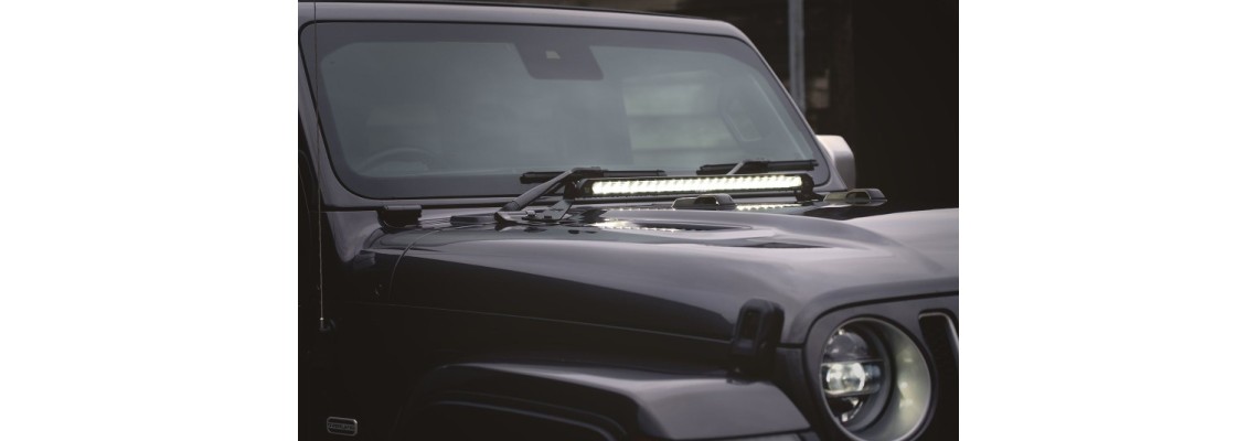 Oświetlenie Jeep Wrangler JL — lampy, mocowania i przepisy
