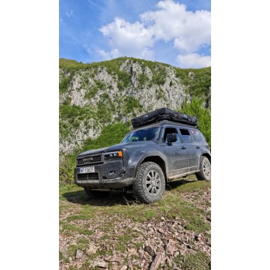 Montaż Namiotu Dachowego na Toyocie LAnd Cruiser 250