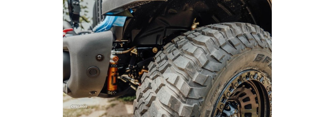 Lift zawieszenia Jeep Wrangler JL 2024 – Metalcloak + Öhlins + pełna modyfikacja w Szekla4x4