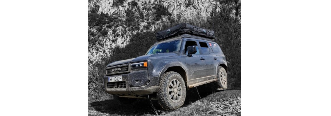 Toyota Land Cruiser 250 – TOP 6 akcesoriów off-road, które musisz mieć